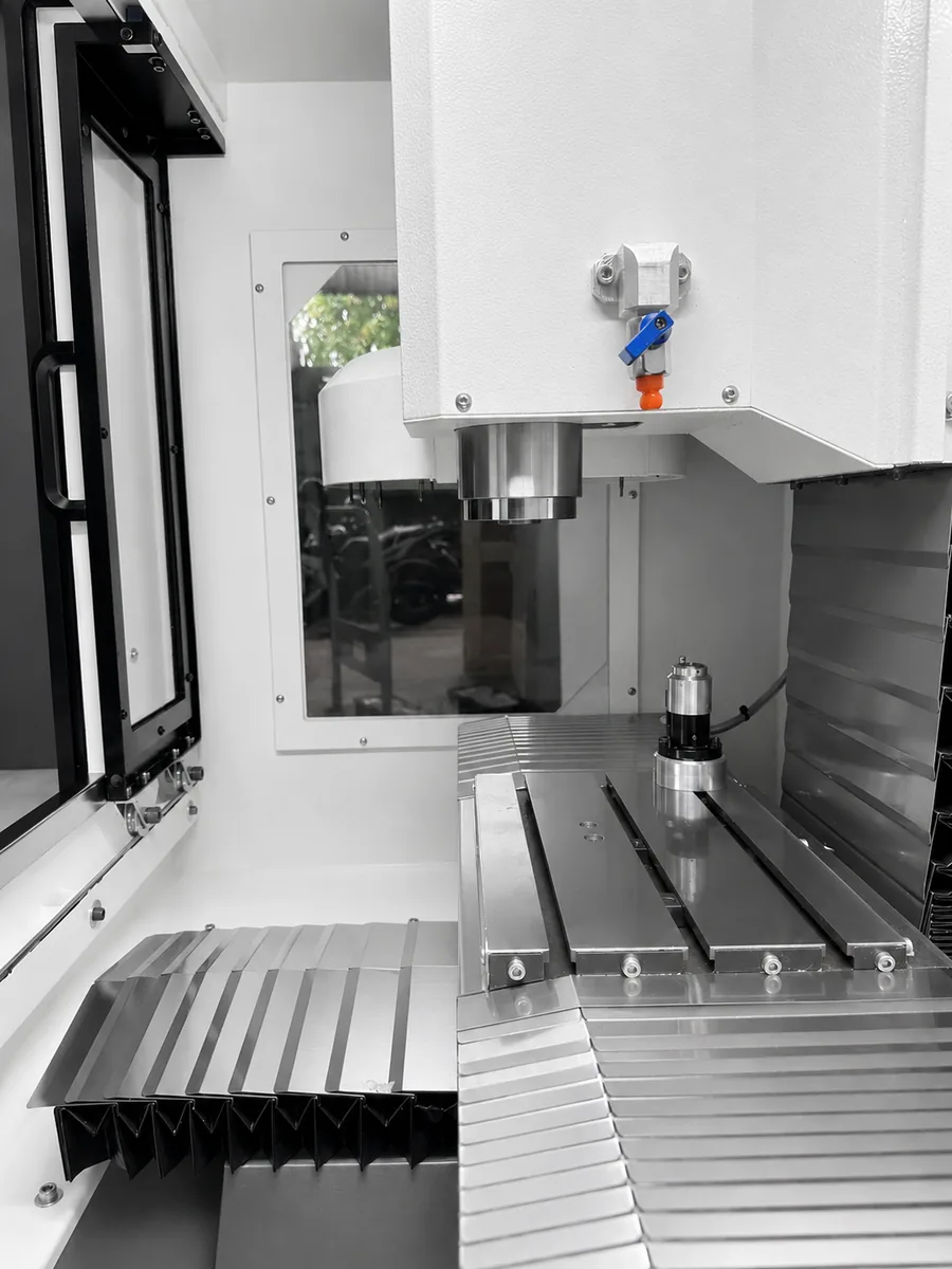 QSM-215 — Ray trượt tuyến tính