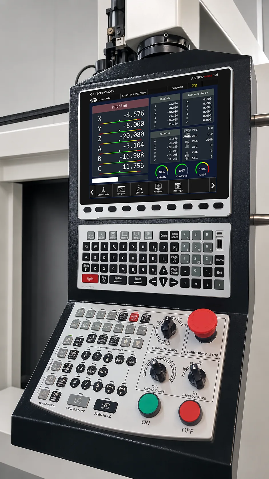 Ứng dụng thực tế bảng điều khiển Astro 10i lắp trên máy CNC
