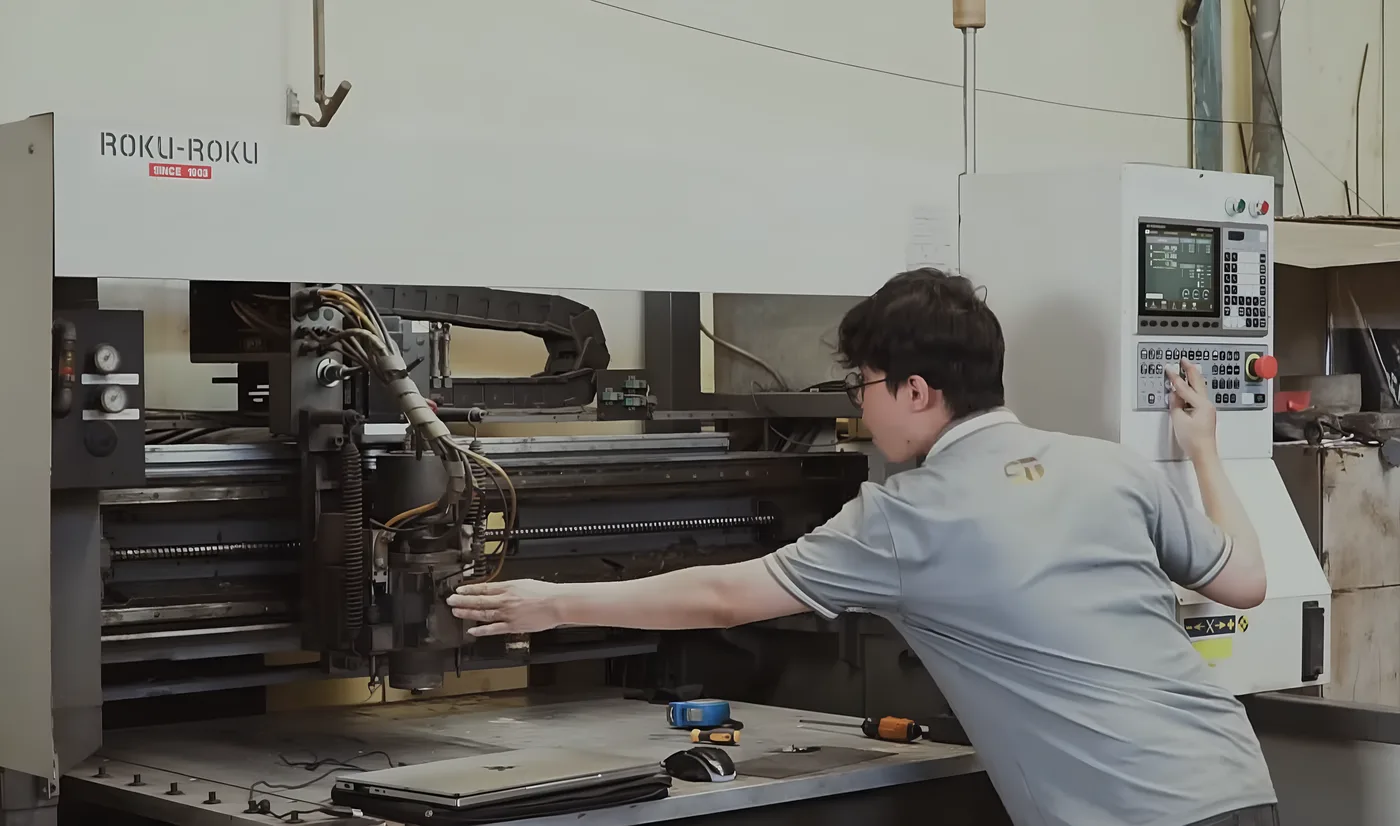 Astro-6A (H) 6-axis Controller in the field on a CNC machine